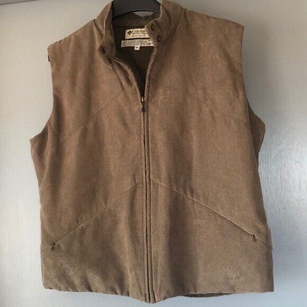 Columbia women's Medium full zip front, lined faux suede taupe vest zip pockets